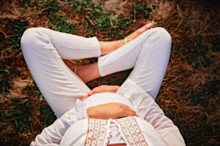 Long Island Maternity Photographer | Ewa Skapski Photography | www.ewaskapskiphotography.com