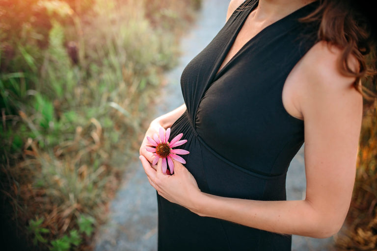 Long Island Maternity Photographer | Ewa Skapski Photography | www.ewaskapskiphotography.com