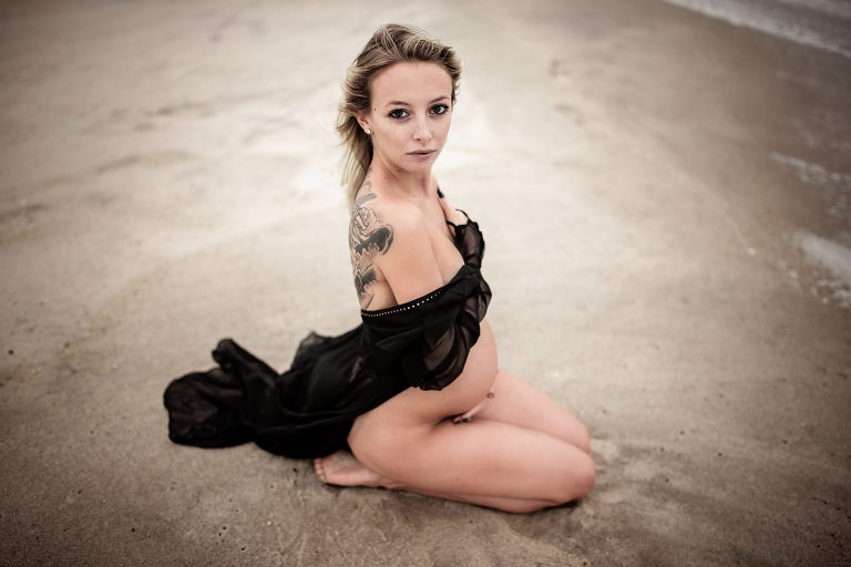 Long Island Maternity Photographer | Ewa Skapski Photography | www.ewaskapskiphotography.com