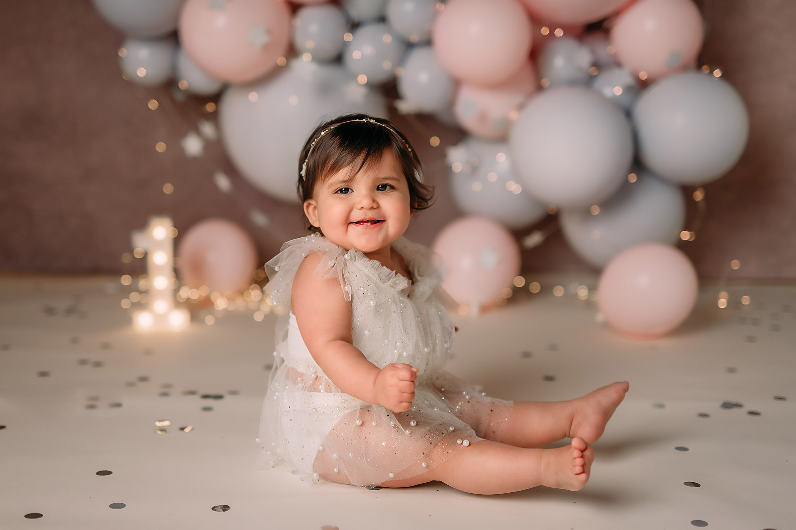 first birthday cake smash session long island photographer