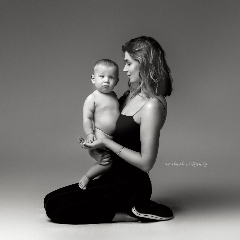 mommy and me black and white photos of mom and baby